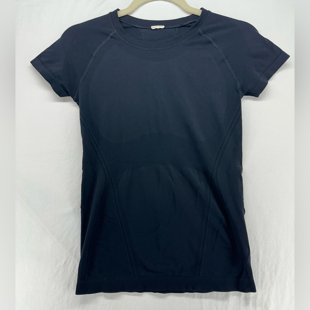 Athleta Momentum Seamless Black Short Sleeve Top T shirt XS